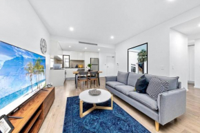 Centre of Newtown 2 Bed Apartment
